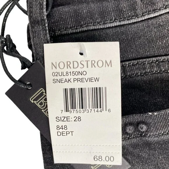 BlankNYC The Fulton Roll Up Shorts - Picture 6 of 13